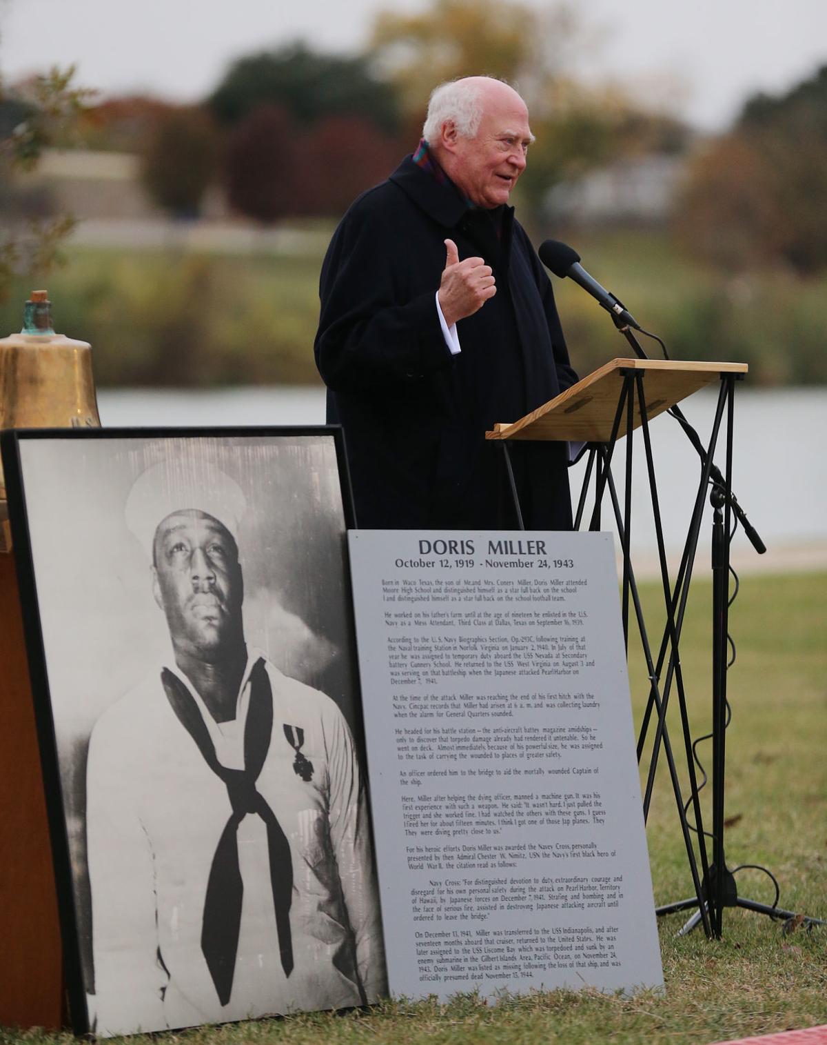 Bill Whitaker Will Waco Community Come Through For Hometown Hero As He Did In 1941 Bill Whitaker Wacotrib Com
