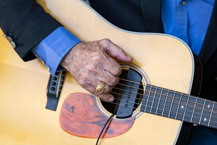 Lyle Lovett lends his voice to Texas AandM’s message of working together