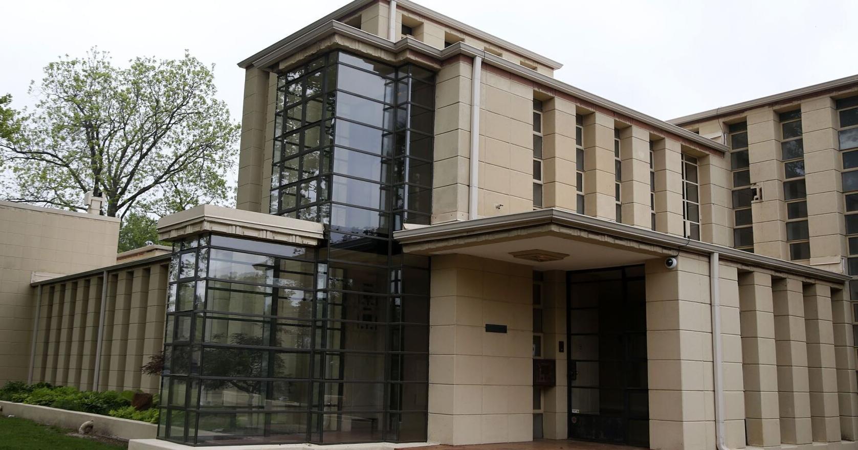 Frank Lloyd Wright's Westhope still for sale, price reduced - Vimarsana News