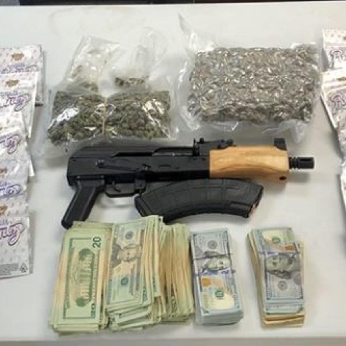 Lacy Lakeview Man Jailed After Drug Bust Nets 2 3 Lbs Of Pot Crime Wacotrib Com Lacy Lakeview Man Jailed After Drug Bust Nets 2 3 Lbs Of Pot Crime Wacotrib Com