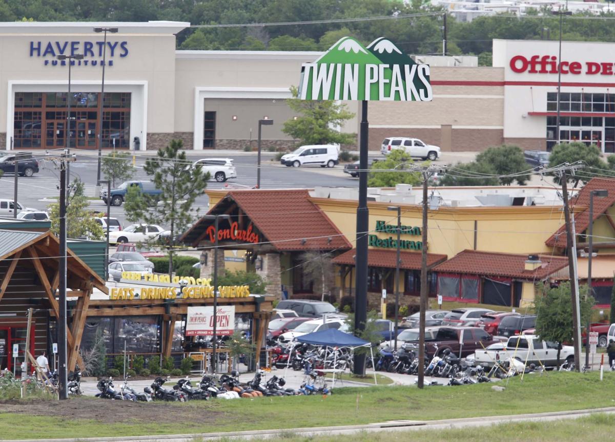 Twin Peaks (copy)