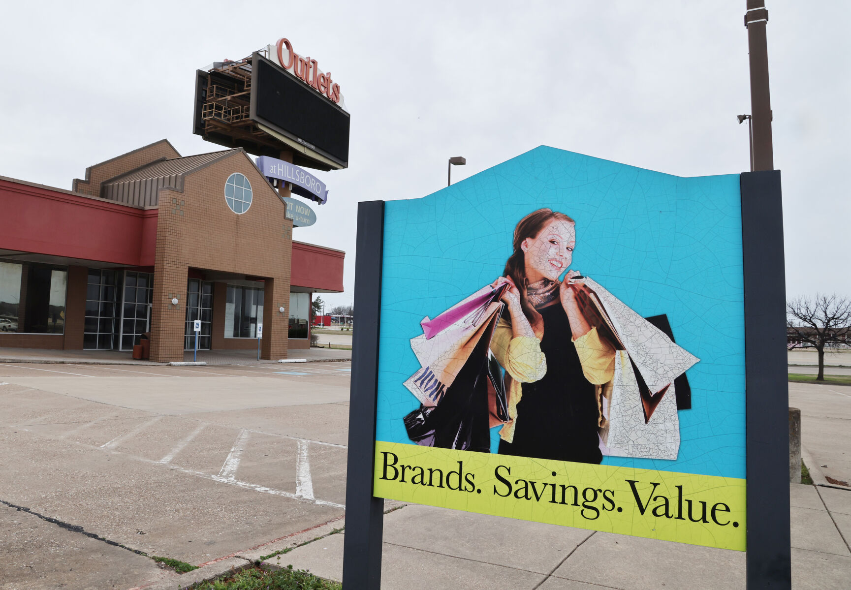 Hillsboro Outlet Mall sold to Dallas firm for redevelopment