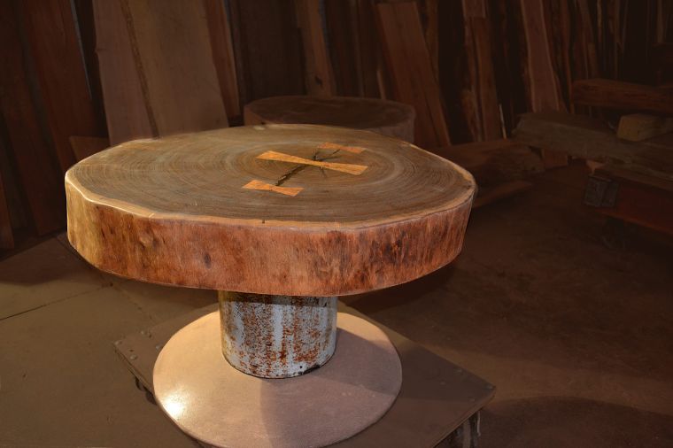 Valley Mills mantelmaking enterprise draws customers Waco Today