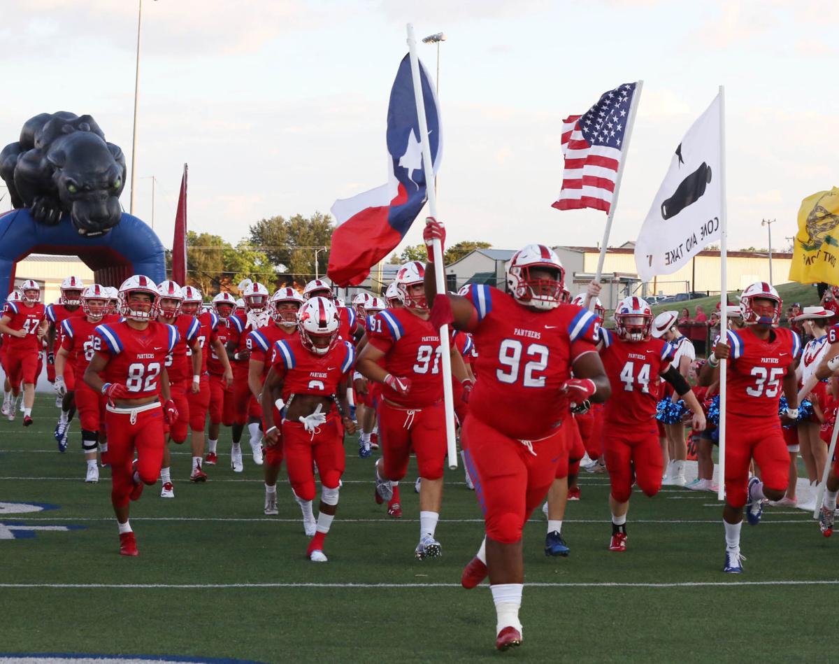 High school notebook: Waco High, Midway set for early district debuts