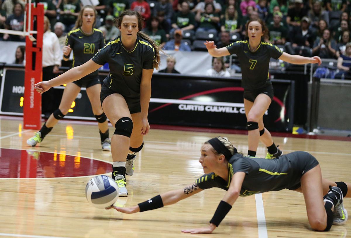 Blum engulfed by Bronte's comeback wave, 31, in 1A volleyball final