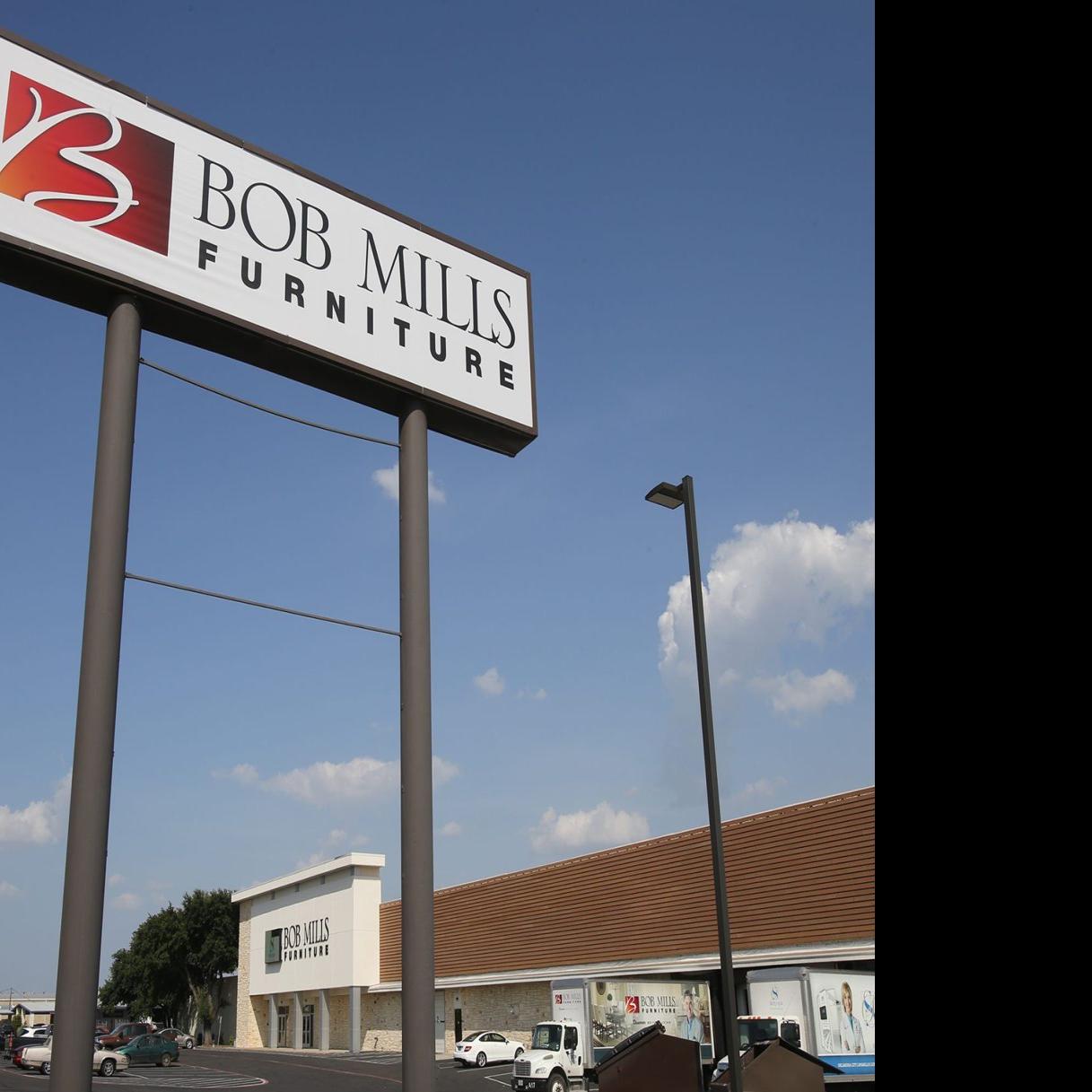 Former Waco Employees Sue Bob Mills Furniture Business