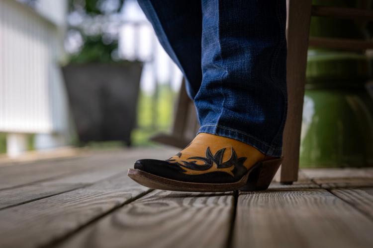 Lyle Lovett lends his voice to Texas AandM’s message of working together