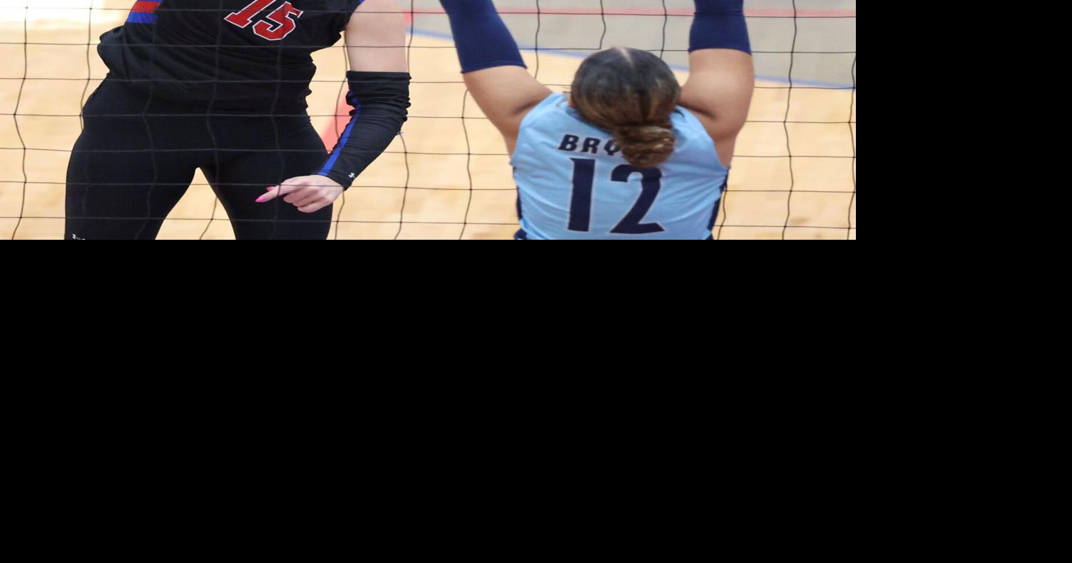Locked-in Midway volleyball sweeps Bryan in 3 sets