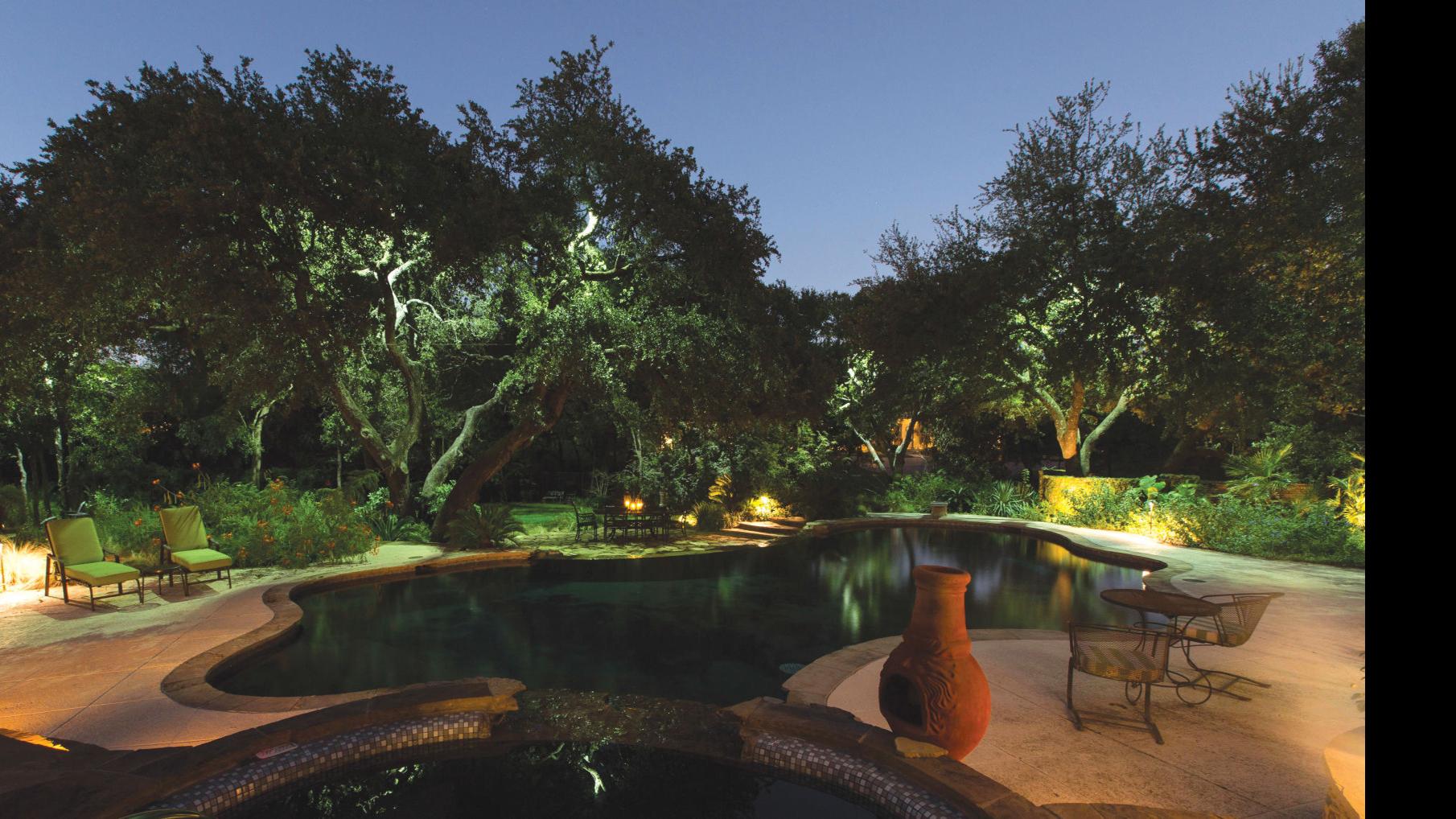 Outdoor Living Spaces Keep Nature Closer Homeowners Embrace