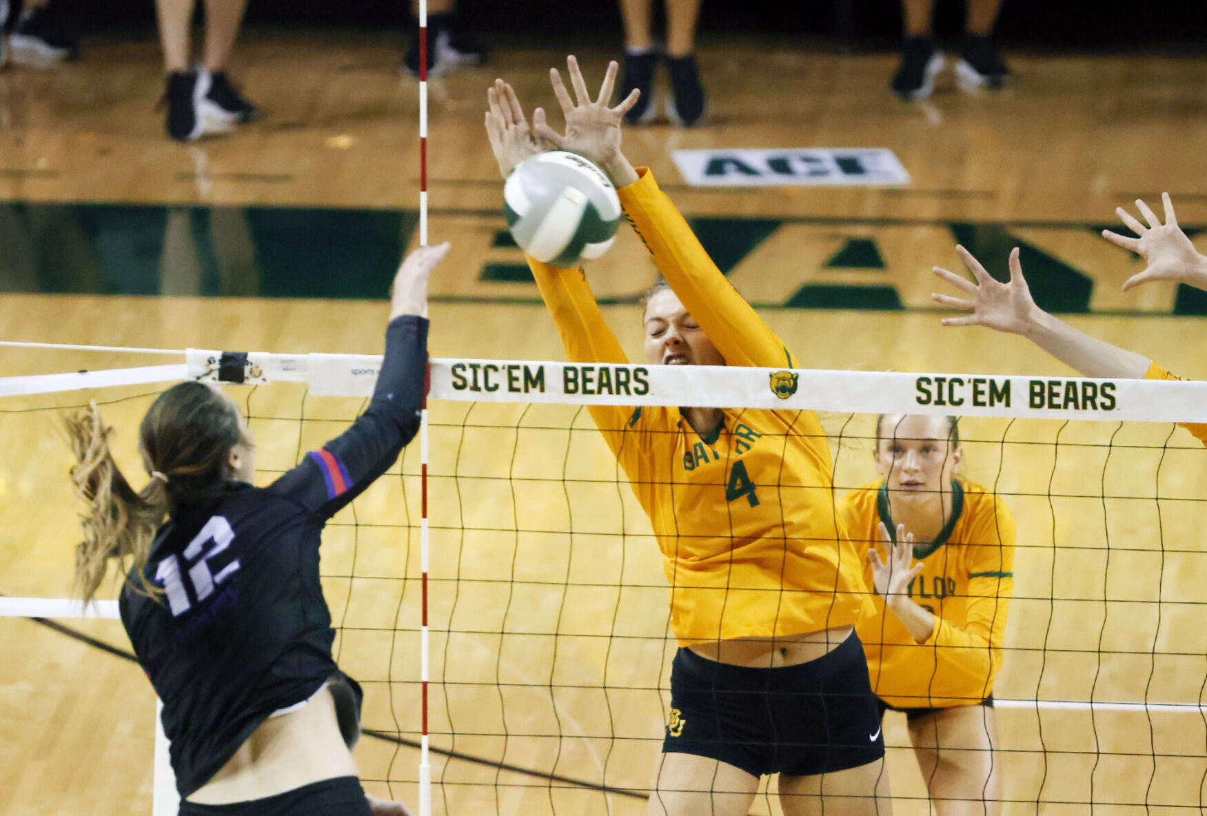 Baylor volleyball taking on Iowa State in national TV match