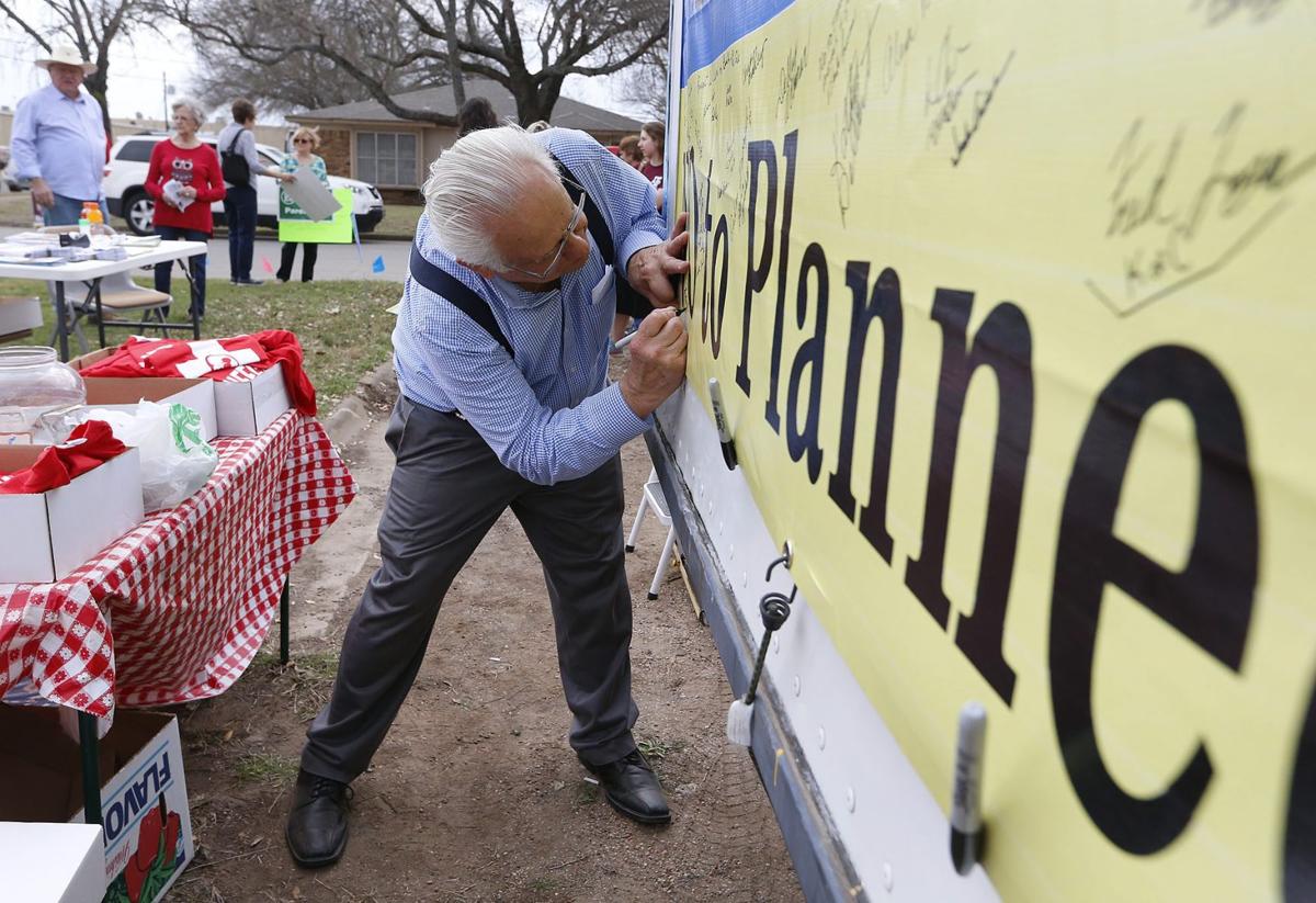 Planned Parenthood Seeks To Restart Waco Abortion Services This Year Sparking Protest Government Wacotrib Com