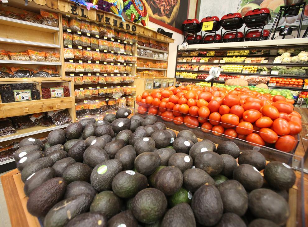 New grocery store with a Mexican flavor opens on Waco Drive