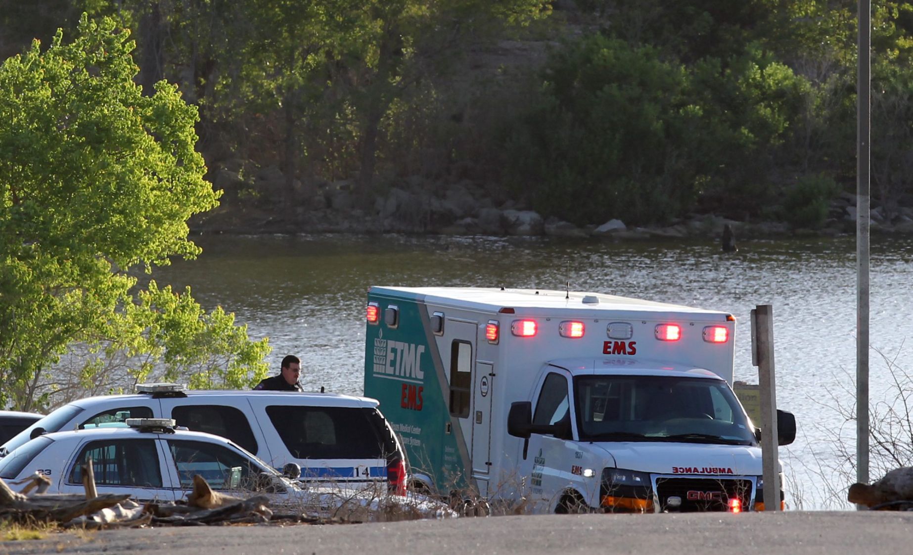 Friends, Firefighters Pull Teen To Safety After Lake Waco Accident ...