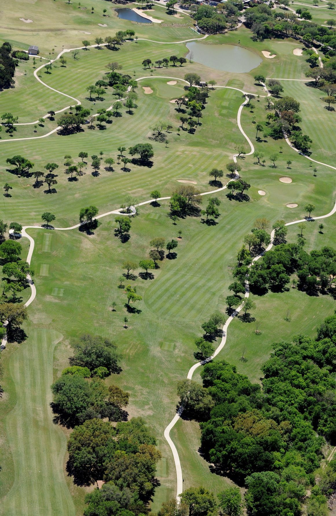 Centex golf venues diverse in personality, difficulty Sports