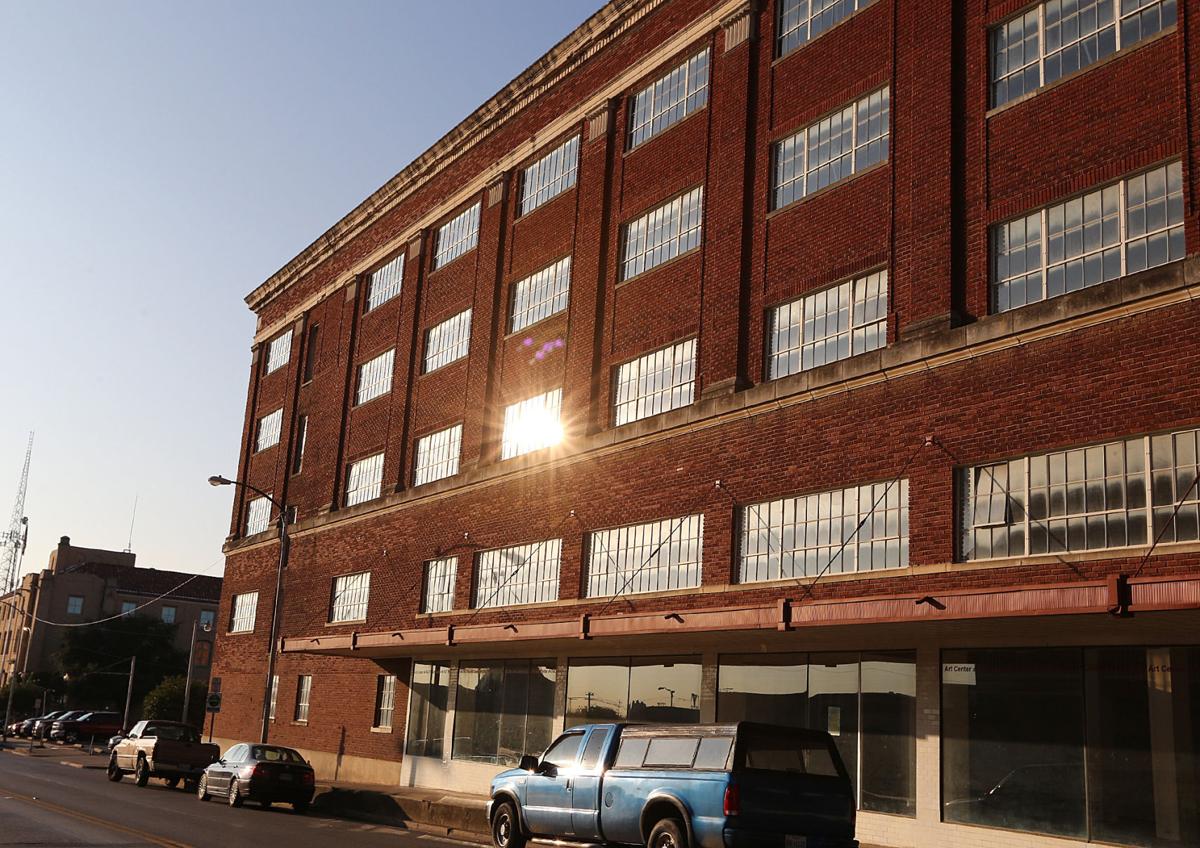 Hippodrome expansion, Stratton building get TIF funding approval