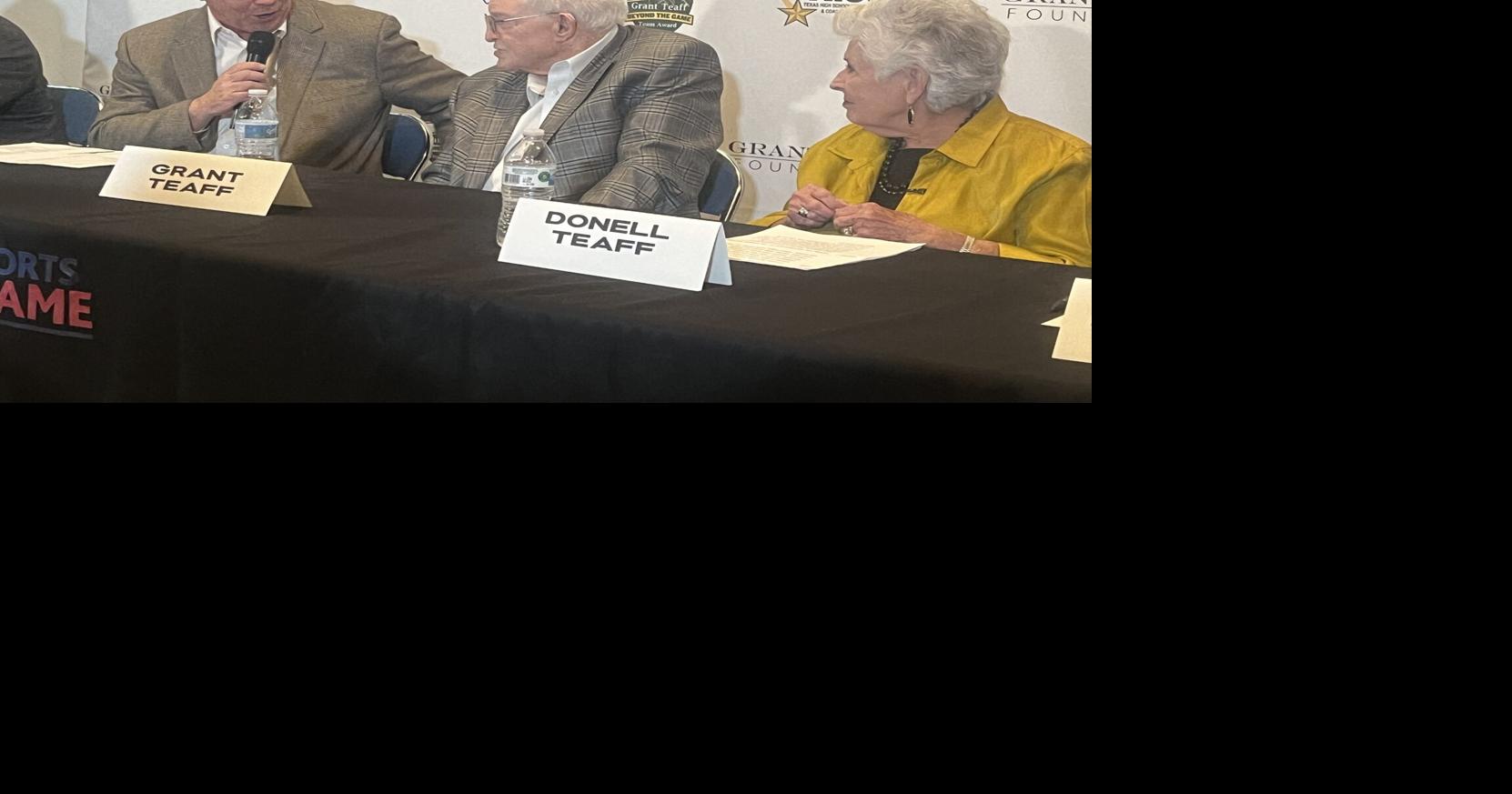 New foundation, award celebrates Teaff's legacy 'beyond the game'