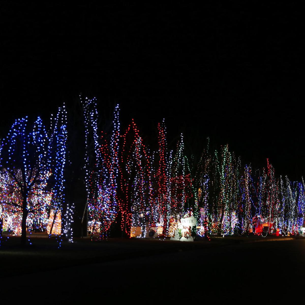 Lights Cameras Christmas Holiday Displays Catch Local National Attention Latest Headlines Wacotrib Com Christmas Shows Waco Tx 2021