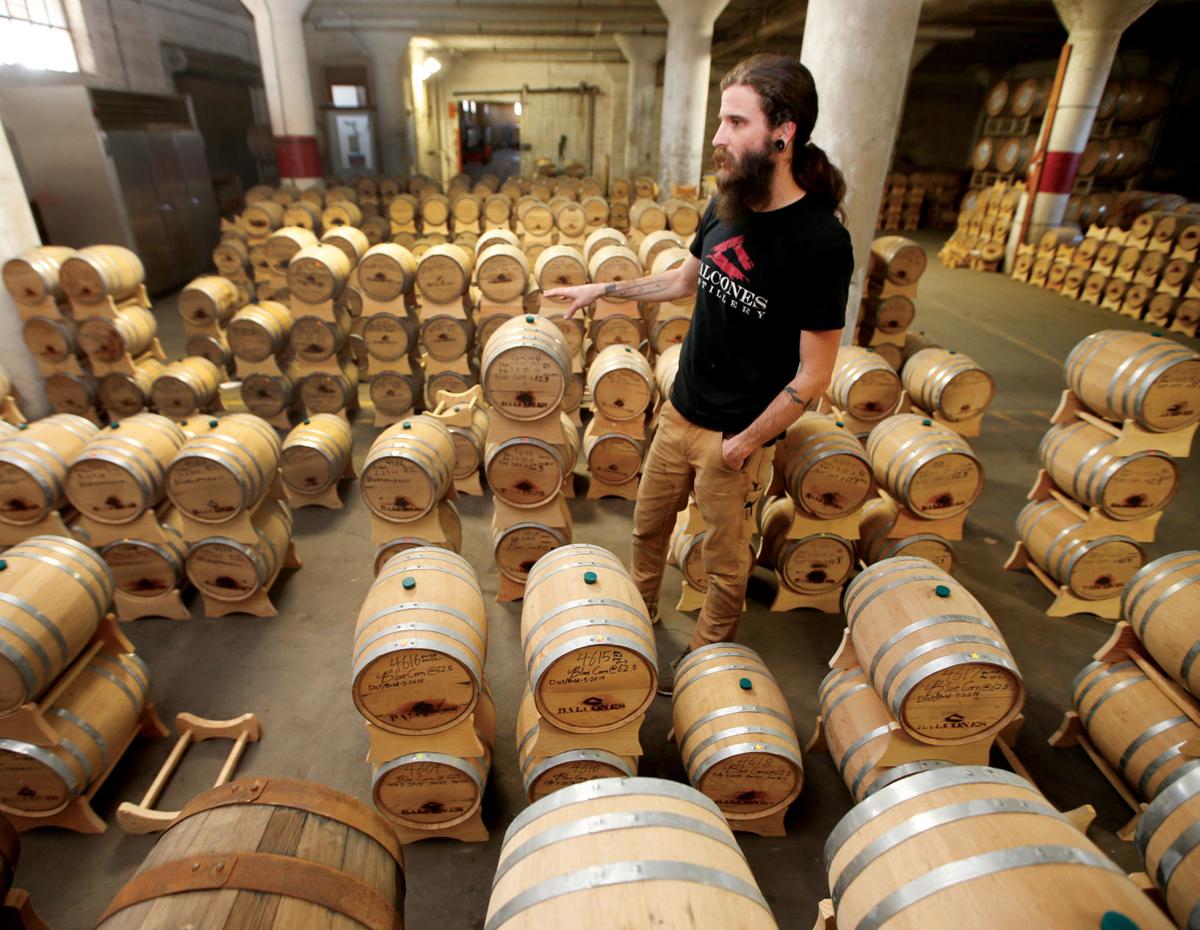 balconesbarrels.jpg
