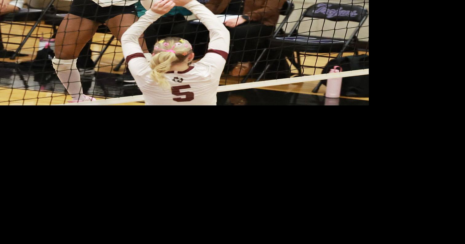 Clifton volleyball smashes Mildred in bi-district sweep