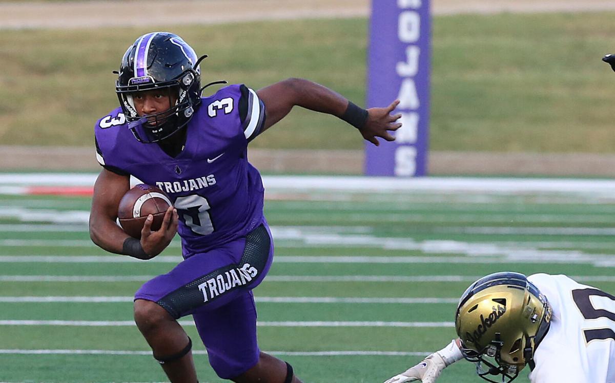 25 Days of High School Football: Bosqueville Bulldogs