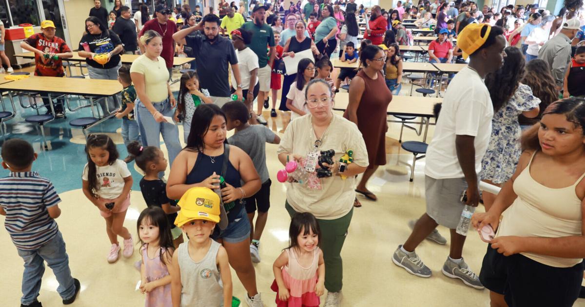 Waco ISD trustees consider small tax increase, smaller deficit