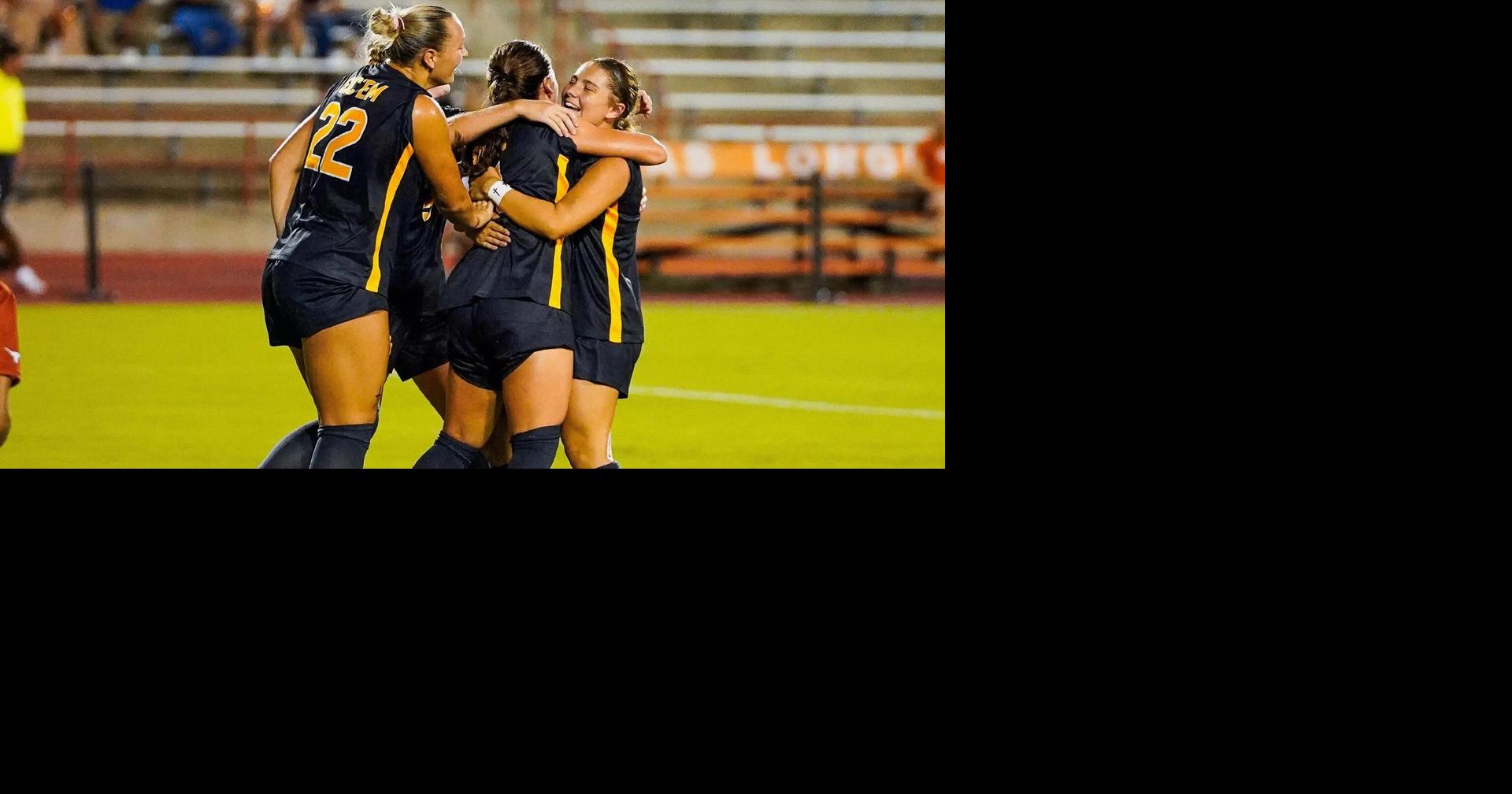 Baylor soccer gets back on track with 2-1 comeback win at Texas
