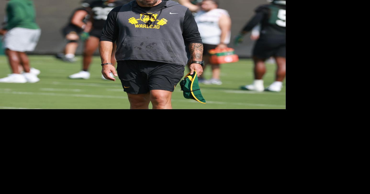 Crazy middle linebacker energy: Inside the Baylor weight room with Director of Athletic Performance Vic Viloria