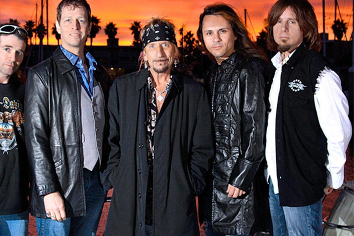 Great white greatest. Jack Russell great White. Rock группа Jack Russell's great White. Джек Рассел great White. Jack Russell great White 2020