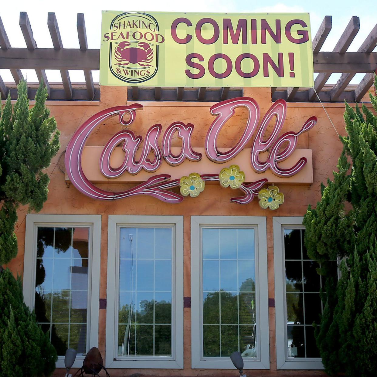 Shaking Seafood Taking Over Old Casa Ole Building Mike S Shaking Seafood Taking Over Old Casa Ole Building Mike S