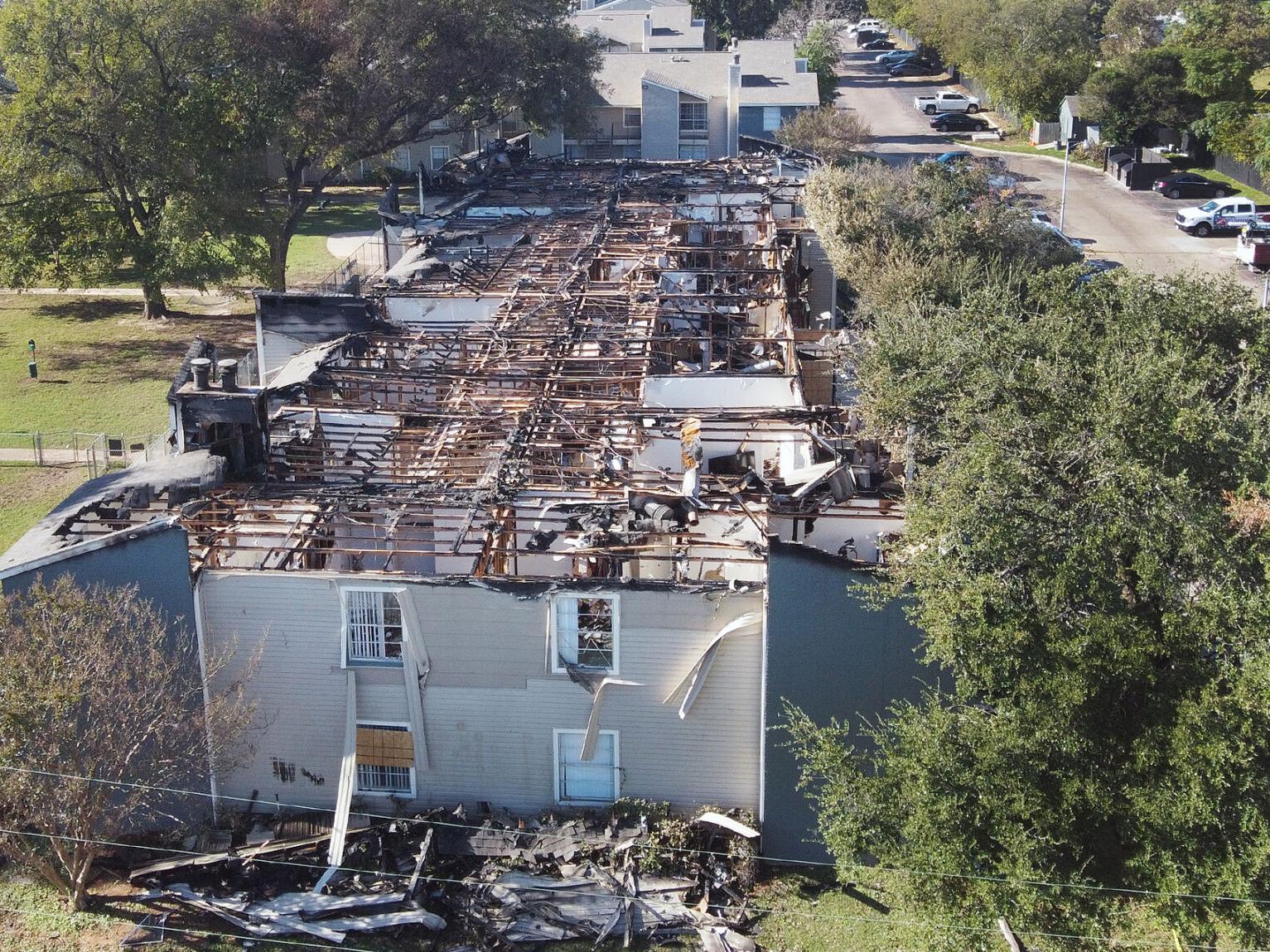 Families Displaced In Downtown Waco Fire Must Start From Scratch Local Crime News Wacotrib Com Families Displaced In Downtown Waco Fire Must Start From Scratch Local Crime News Wacotrib Com