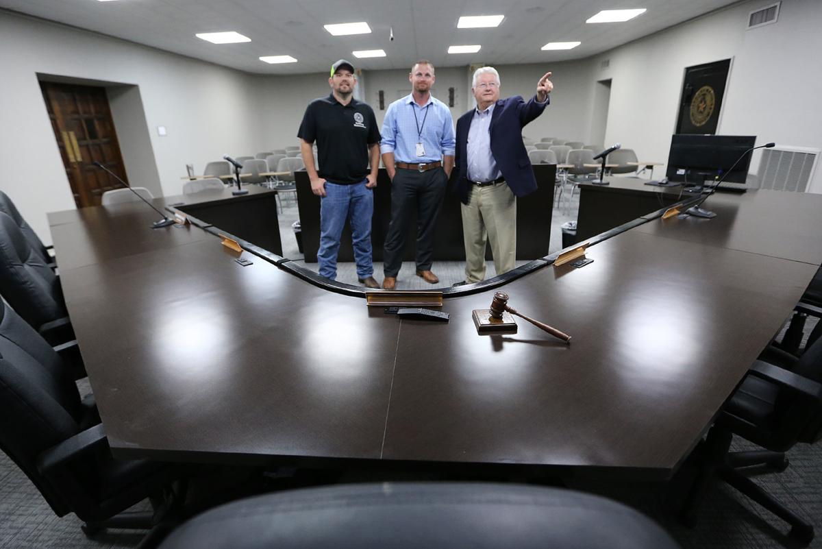 County commissioners to unveil remodeled meeting room Tuesday