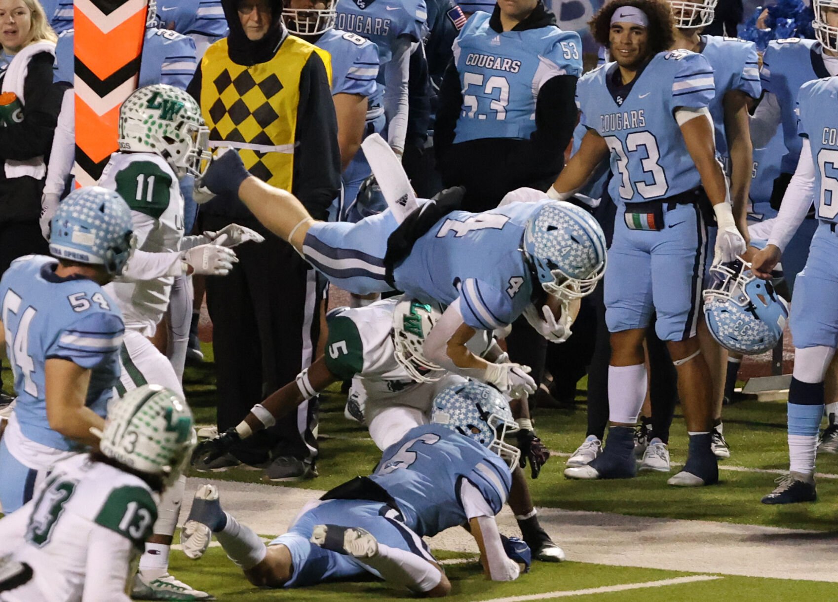 China Spring breezes through Lake Worth, into region final, 41-7