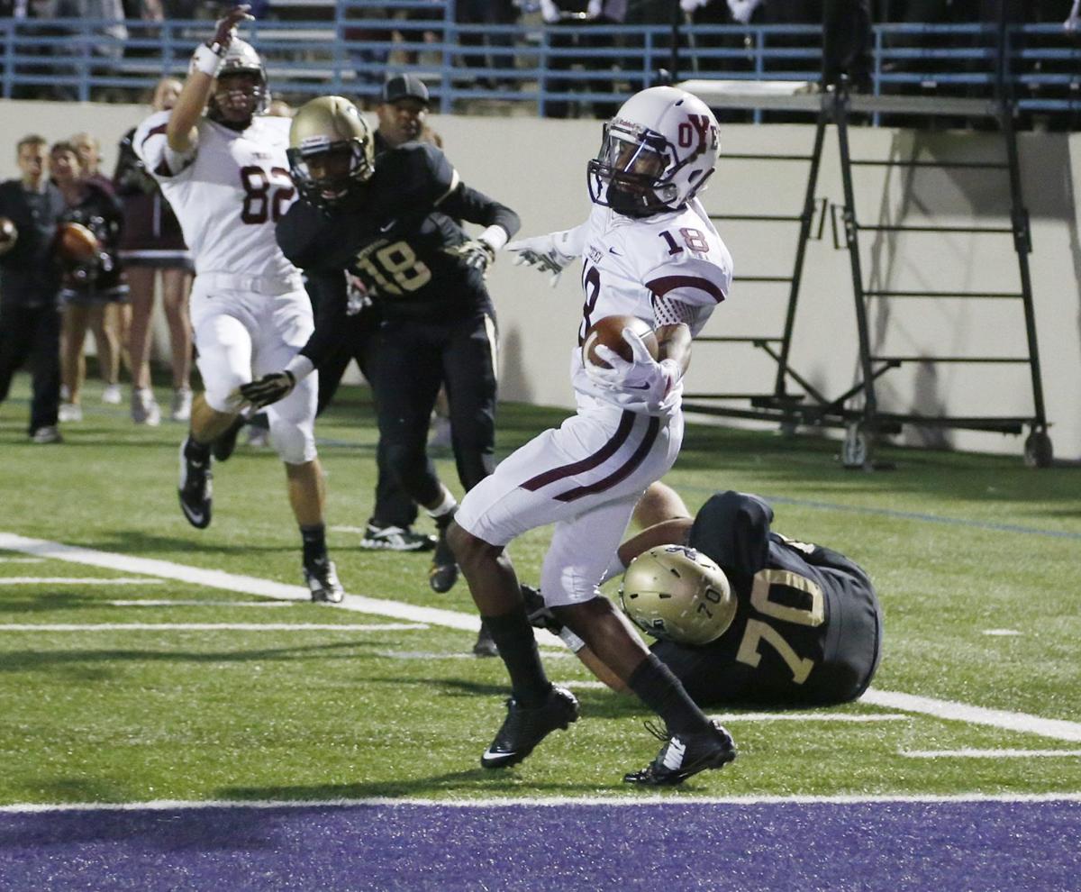 Cameron Yoe outmatches McGregor in all phases for bidistrict win, 357