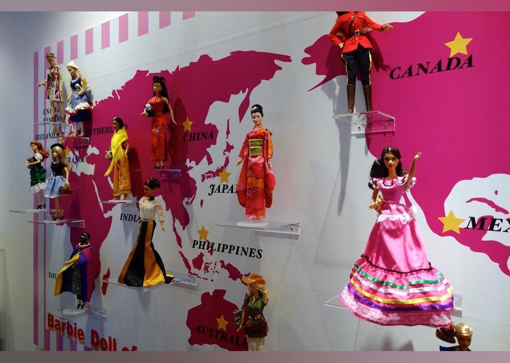 pink jubilee barbie 30th anniversary
