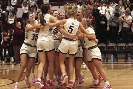 Waverly upsets three-time defending State Champions - Vimarsana News