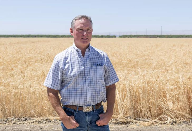 US-NEWS-ENV-CALIF-FARMERS-SOLAR-FILEPIC-2-LA