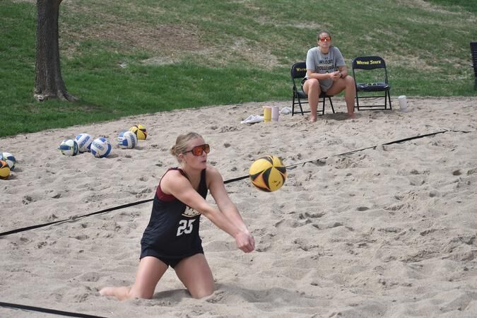 Catawba edges Wildcats 3-2 in beach volleyball finale