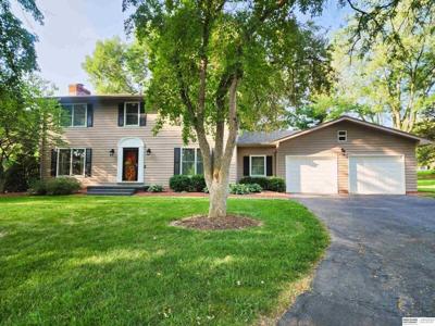 3 Bedroom Home in Elkhorn - $695,000