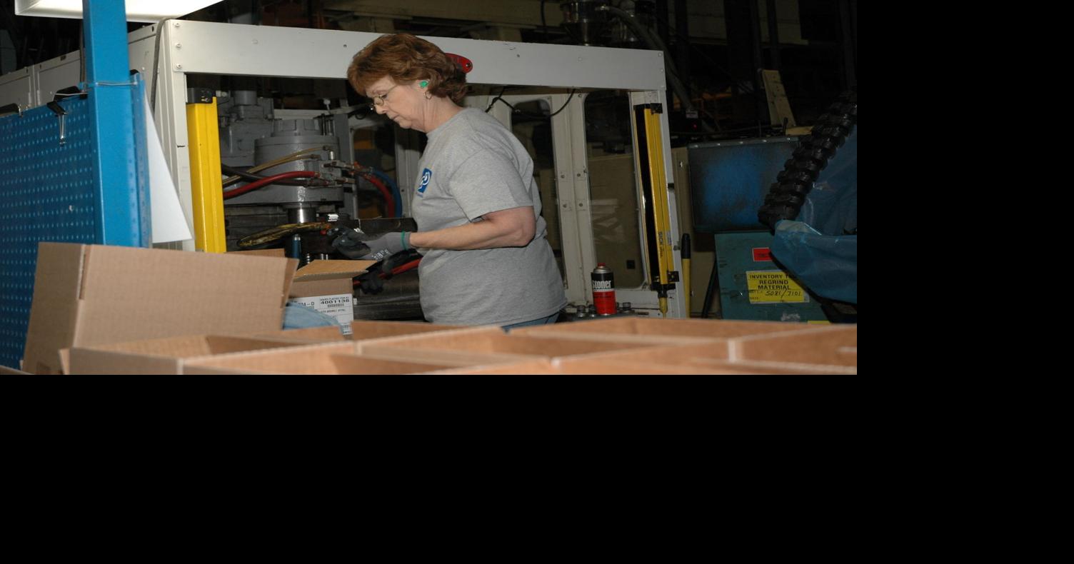 Denver Plastics opens doors for 30th anniversary