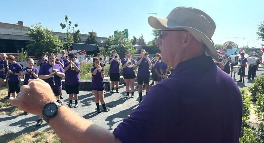 Islander band 1