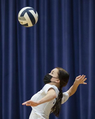 Mustang volleyball