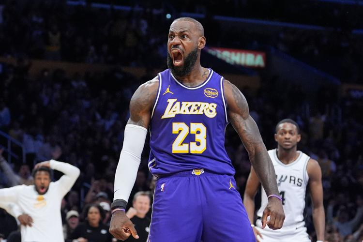 Spurs Lakers Basketball