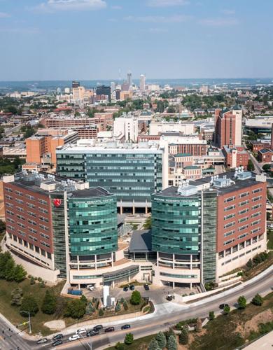 052323-owh-new-unmc-pic-cm05