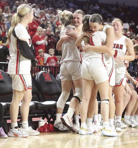 Yutan Girls Basketball Team.jpg