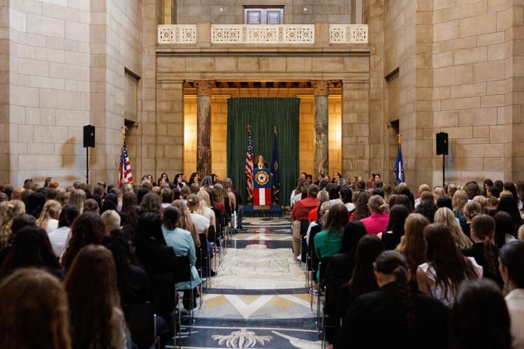 060426-girlsstate-nf-09