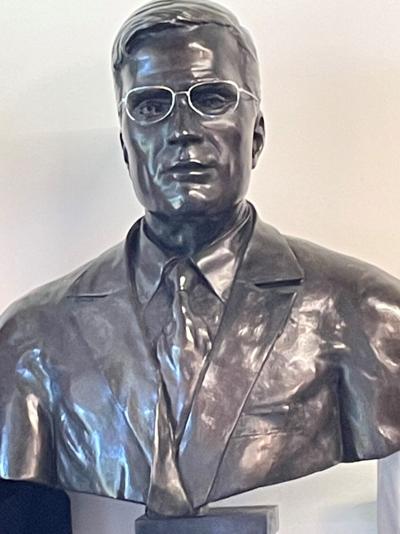 Ted Sorensen bust