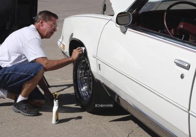 Car show brings in100 plus to Prague 