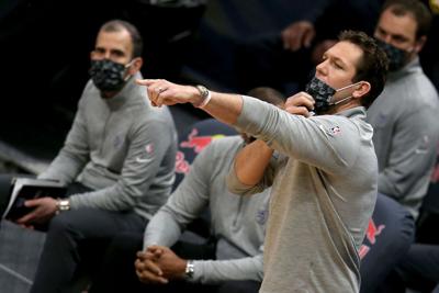 Head coach Luke Walton of the Sacramento Kings reacts during the first quarter of an NBA game against the New Orleans Pelicans at Smoothie King Center on February 01, 2021 in New Orleans, Louisiana.