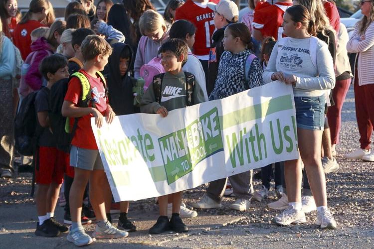Westmoor Elementary celebrates National Walk to School Day alongside WNCC and SHS sports teams