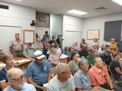 Despite huge crowd, data center pause loses 3rd time
